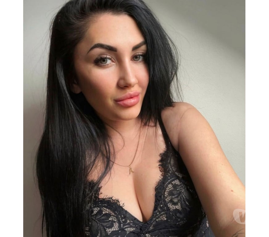Escorts Warrington Warrington Town Centre - Warrington - Photos for BEST Of the Best Sara!!!new girl Incall Outcall