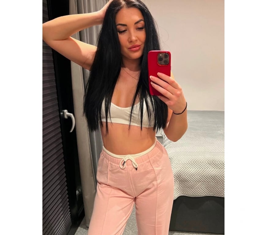 Escorts Belfast Belfast City Centre (South) - Belfast - Photos for New genuine party girl! incall outcall💯