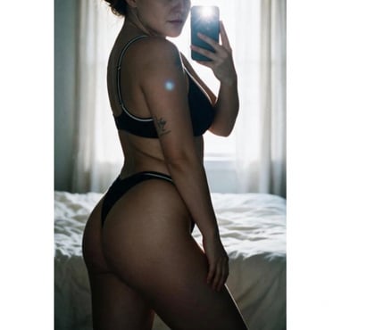 English Escorts Chelmsford City Centre Chelmsford - Photos for essex girl - outcall