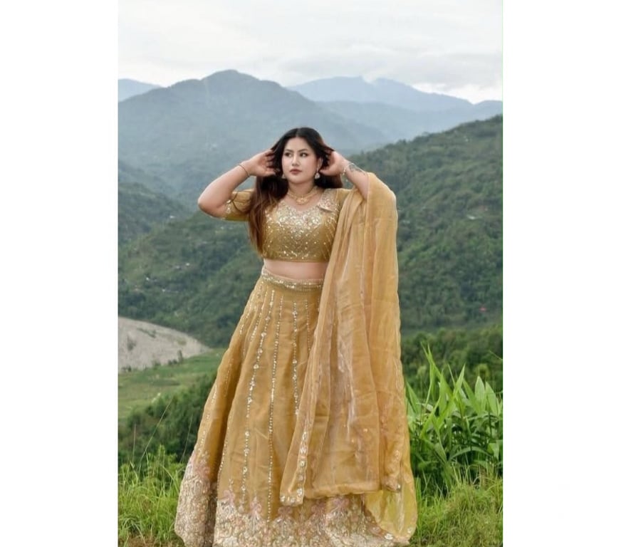 Escorts West Midlands Birmingham - Photos for 💯 Real & genuine Nepalese girl with royal elegance 🫠