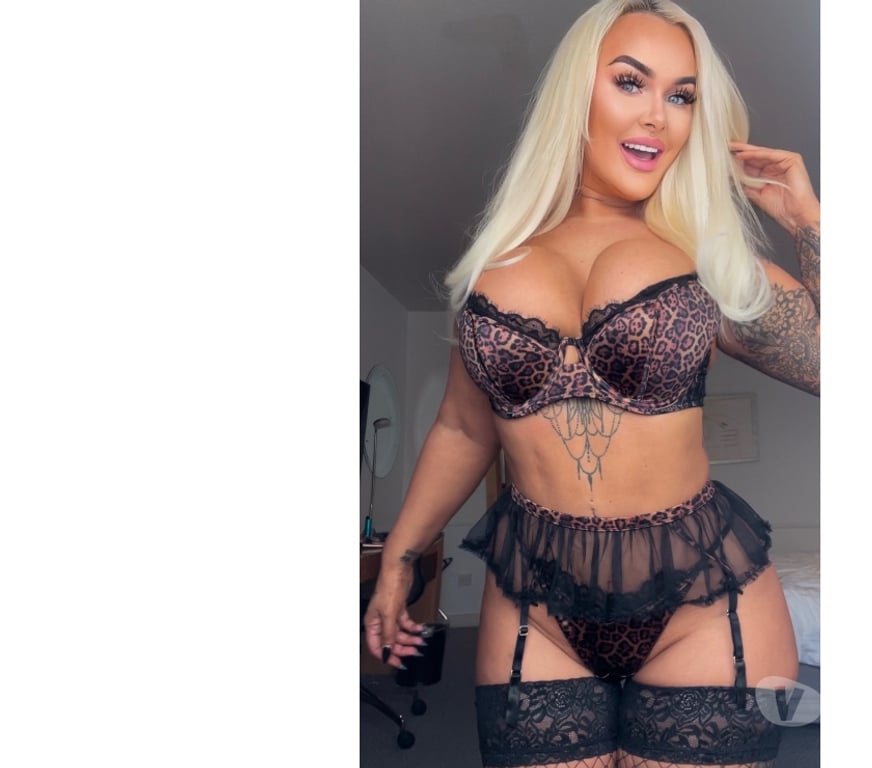 Escorts Leicestershire Hinckley and Bosworth - Photos for ENGLISH 🏴󠁧󠁢󠁥󠁮󠁧󠁿 BOMBSHELL PORSCHE