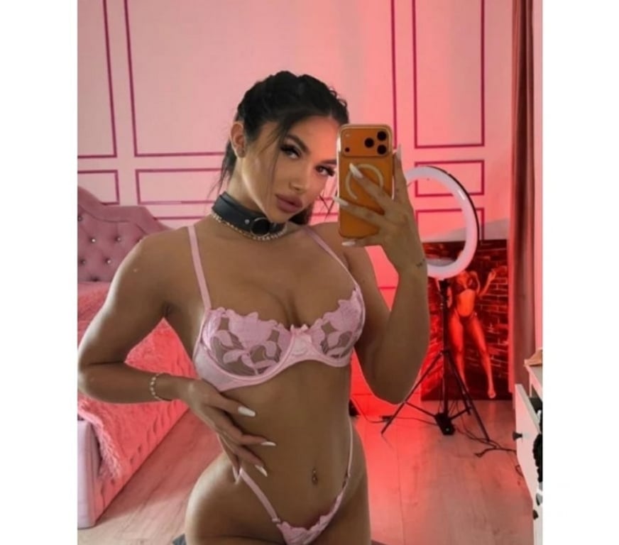 Escorts West Yorkshire Leeds - Photos for 😜Lissa incall outcall OWO GFE NO RUSH SERVICE 🥵