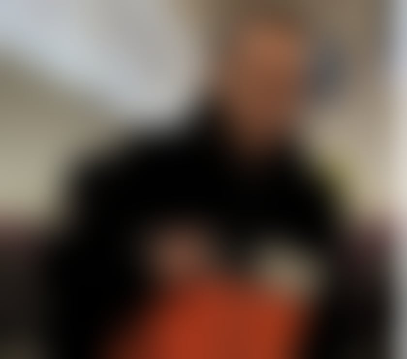 Adult Dating Edinburgh Edinburgh - Photos for CTO by day, saxman by night - low-key dates & food