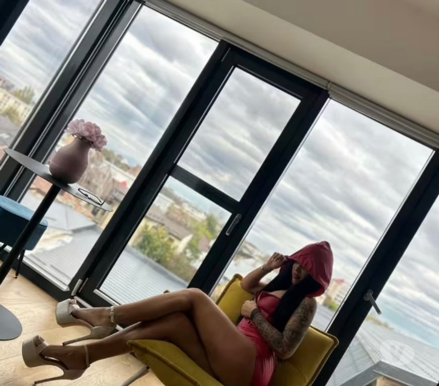 Escorts South West London Kingston upon Thames - Photos for I’M Ema NEW IN TOWN CALL Me Only outcall