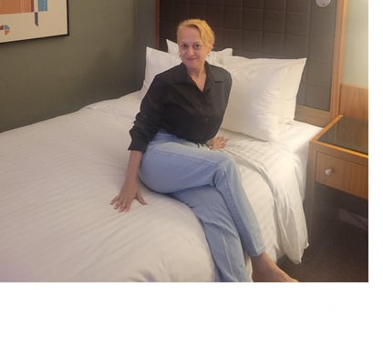 Escorts Woodhouse Leeds - Photos for Beutiful Blond women 45 years old. Outcall % incall party