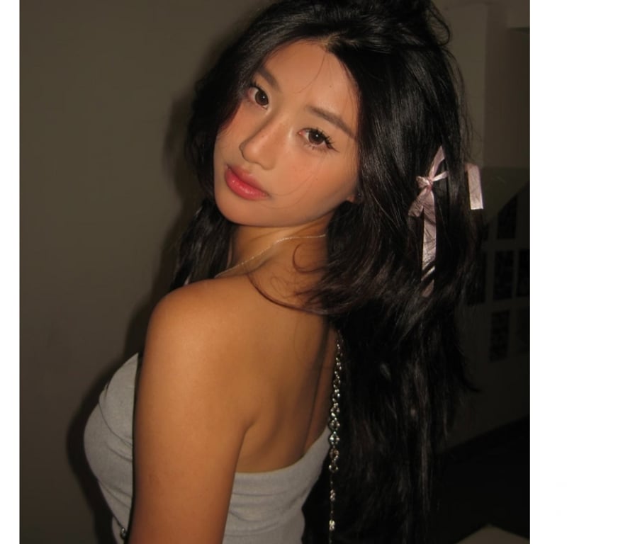 Escorts Surrey Reigate and Banstead - Photos for 07947048006🌌 Mysterious · Confidential & Caring 🌌