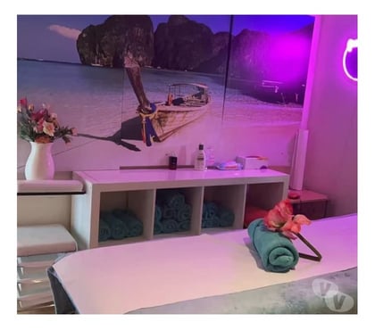Professional massage Bishopsgate Central London - Photos for Relax and waxing available