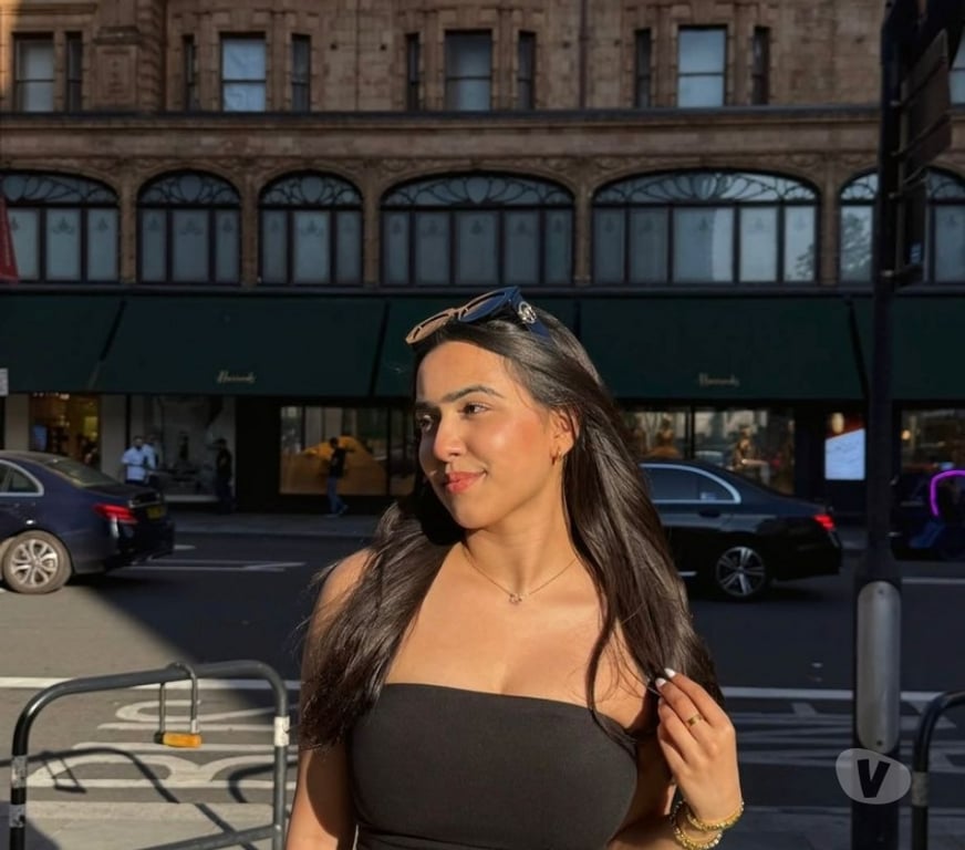 Escorts North West London Wembley Park - North West London - Photos for I m elegant Indian companion girl in your Town