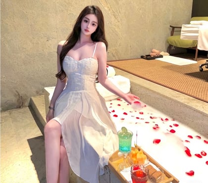  Escorts Ocean Village Southampton - Photos for Aromatherapy 🥰massagewarms the kidneys Southampton Centre