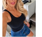 Hot MILF - Indulge in something exclusive