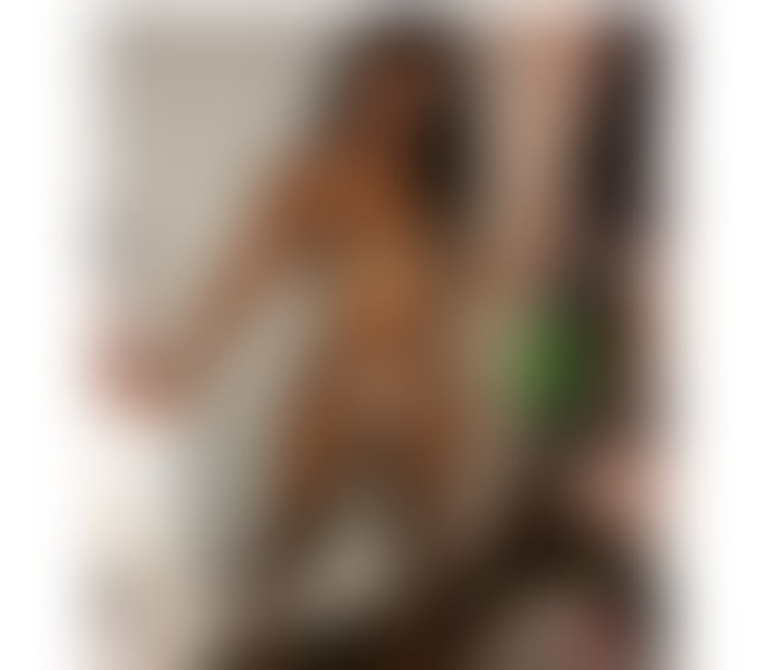 Escorts Tooting Broadway South West London - Photos for ✨Treat yourself, Playful, Charming Companion✨