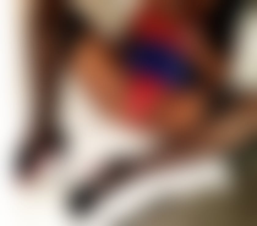Escorts Lancashire Blackpool - Photos for Allure K busty elegant mature lady