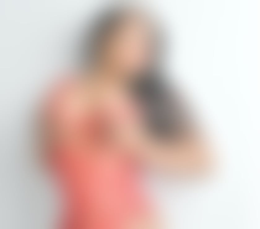 Escort Staines-Upon-Thames Spelthorne - Photos for SEXY DOMINAT SHEMALE GIRL VENUS XXL