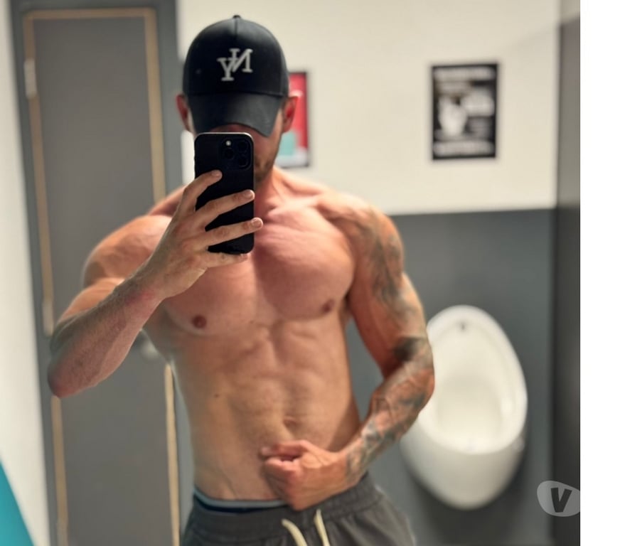  Gay massage Greater Manchester Manchester - Photos for Private Discreet Male Companion