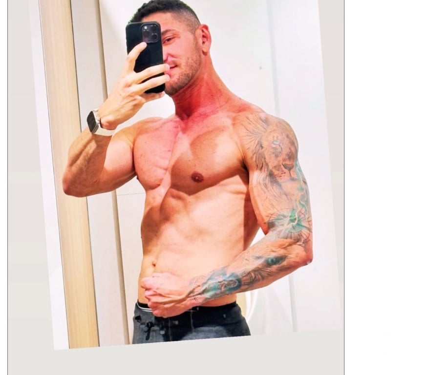  Gay massage Greater Manchester Manchester - Photos for Private Discreet Male Companion