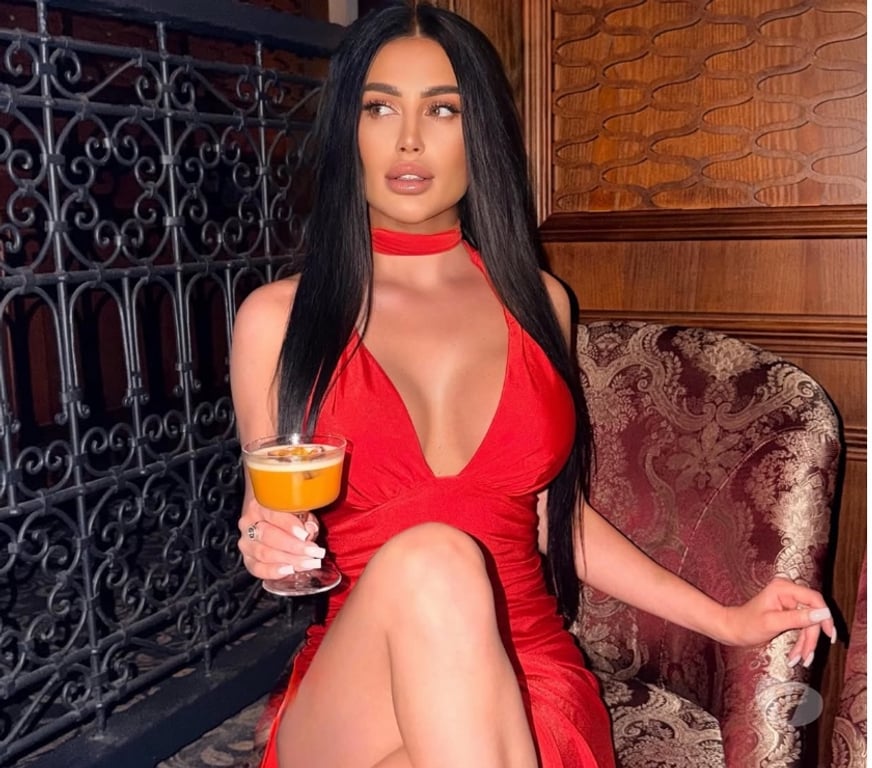 Escorts South West London Fulham - South West London - Photos for HOT BRUNETTE 🖤 OUTCALL