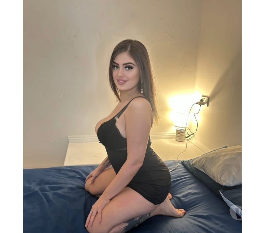 Escorts East London Walthamstow Central Station - East London - Photos for Izza!! Party girl, outcall! 💯🥵❤