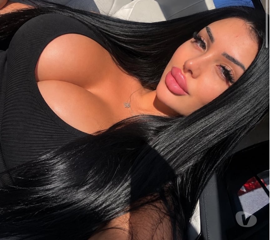 Escorts West London Hillingdon - Photos for BUSTY BRUNETTE 🖤 OUTCALL
