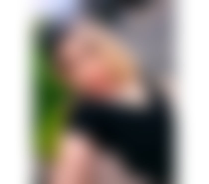 Trans Escorts Warrington Warrington Town Centre - Warrington - Photos for SUZY LADYBOY FIRST TIMERS AND CURIOUS IN&OUTCALL