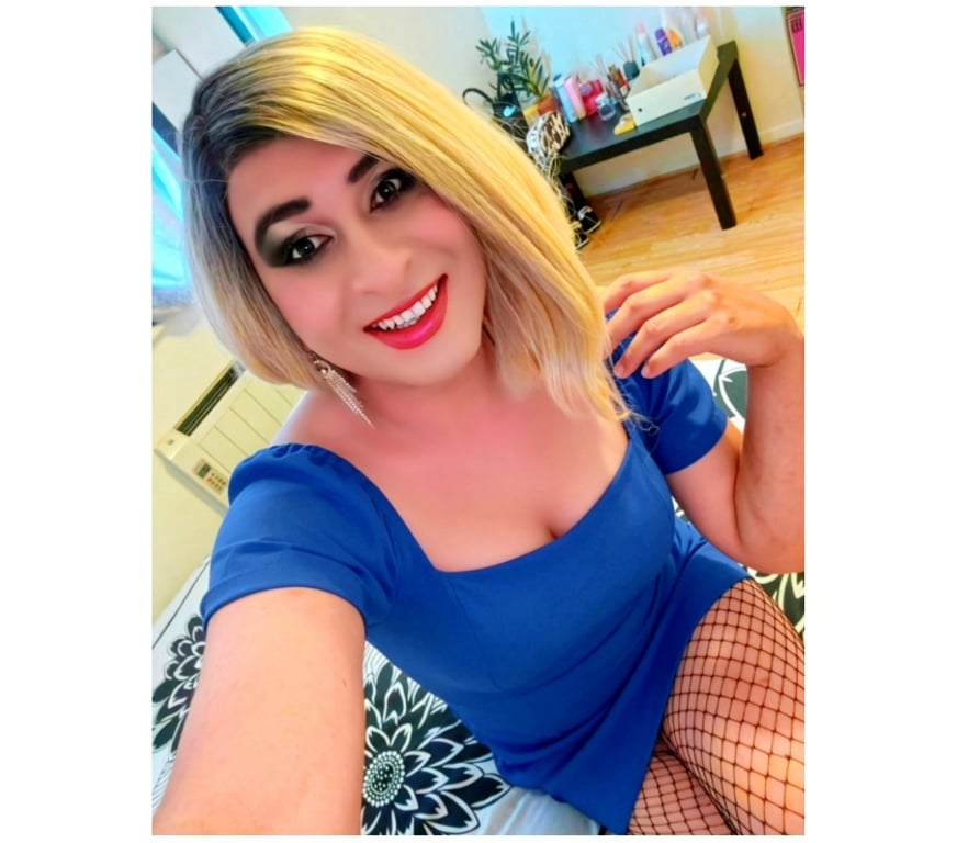 Trans Escorts Warrington Warrington Town Centre - Warrington - Photos for SUZY LADYBOY FIRST TIMERS AND CURIOUS IN&OUTCALL