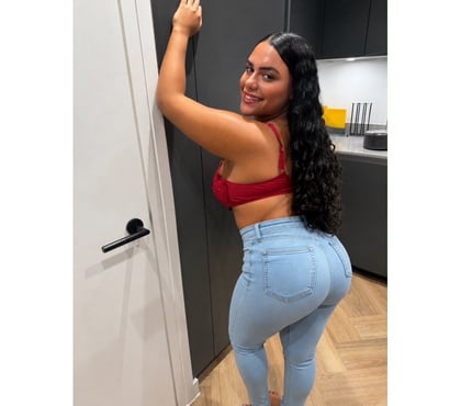 Escorts Birmingham City Centre Birmingham - Photos for 🌟LAST WEEKEND‼️ BIG BUTT BRUNETTE🌟KISS FREE🌟