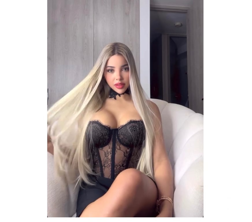Escorts South East London Kidbrooke - South East London - Photos for 🎀🎉👑Bruna Partying delight👠