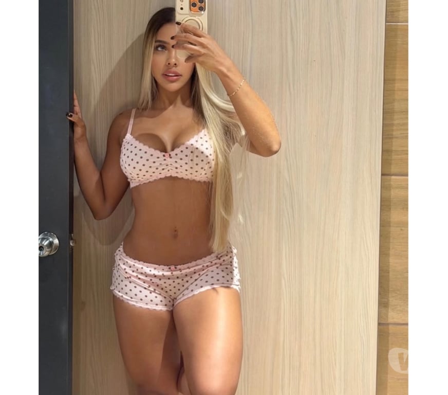 Escorts South East London Kidbrooke - South East London - Photos for 🎀🎉👑Bruna Partying delight👠