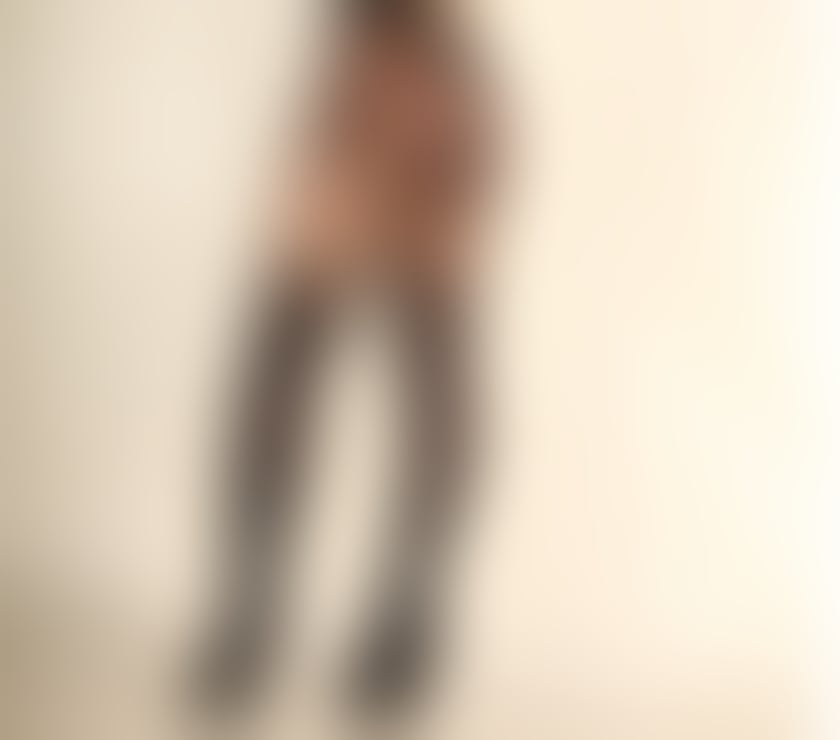 Escorts Derbyshire Derby - Photos for Holly Rude Experienced Fun Friendly GFE Fetish Kink Domme