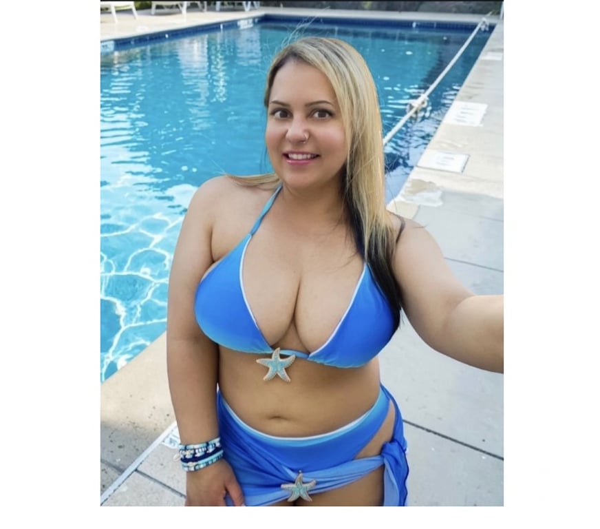 Escorts West Yorkshire Wakefield - Photos for Samantha New in the town big boobs natural latina curvy girl