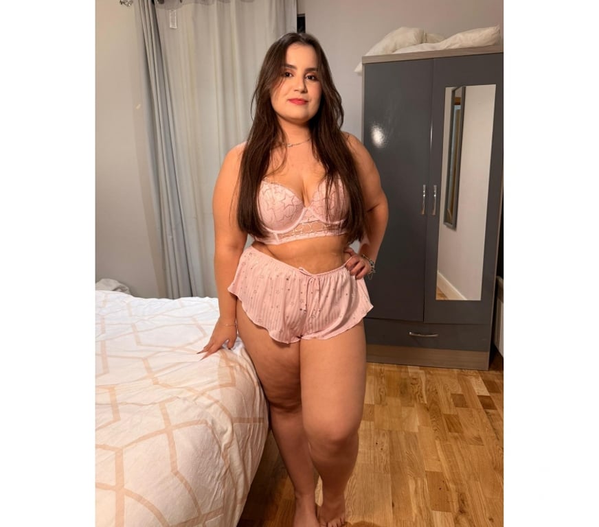 Escorts East London Stratford - DLR Station - East London - Photos for HANNA SEXY CURVY 🇧🇷🇧🇷🇧🇷