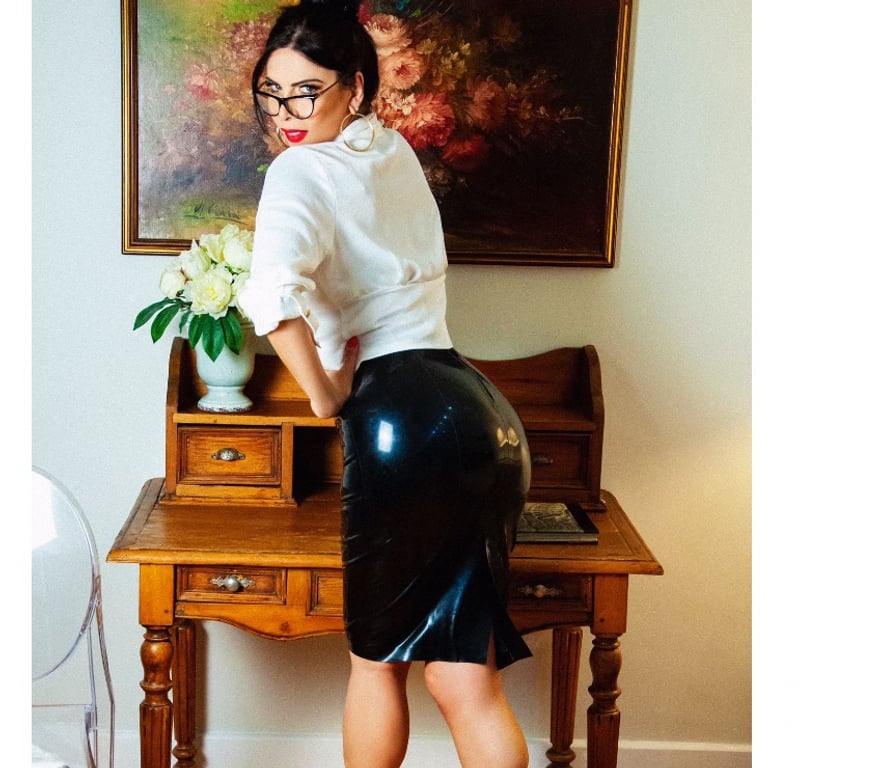 Trans Escorts Buckinghamshire Milton Keynes - Photos for HT 🔥REBECCA 💦TS. ❤️ VERSATIL E 🔥EXCLUSIVE 🥰