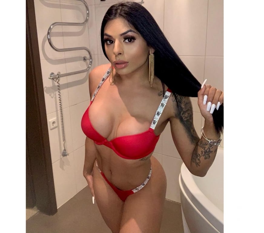 Trans Escorts West Yorkshire Leeds - Photos for TS EMILY - TOP NUMBER 01