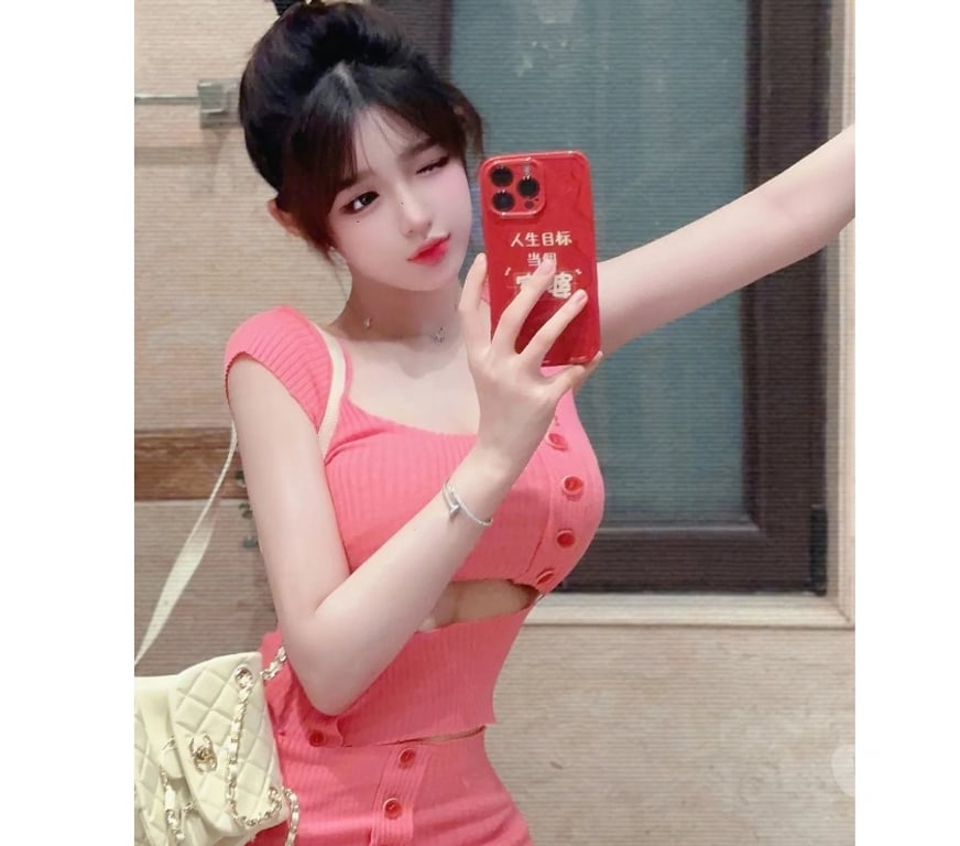 Escorts South East London Canada Water Station - South East London - Photos for 💋 A Japanese GIRL, new in town, 🔝good service