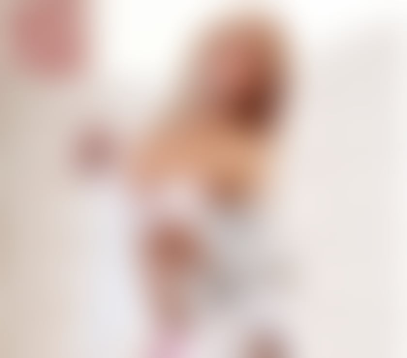Trans Escorts Surrey Runnymede - Photos for Sexy shemale Raiza relaxing massage