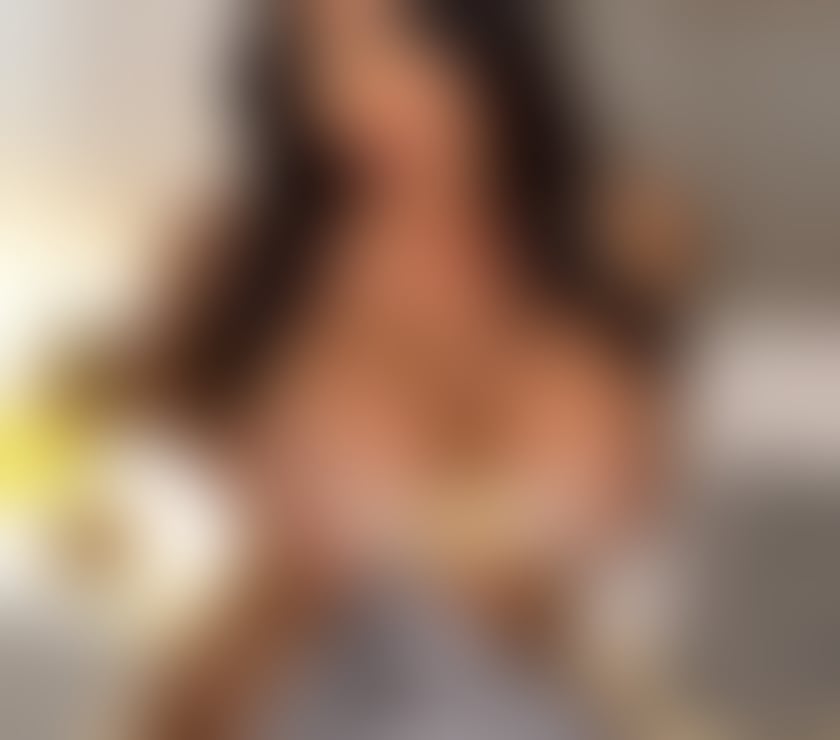Escorts West Midlands Birmingham - Photos for I'm 23 years old and a fiery Brazilian Girl🔥