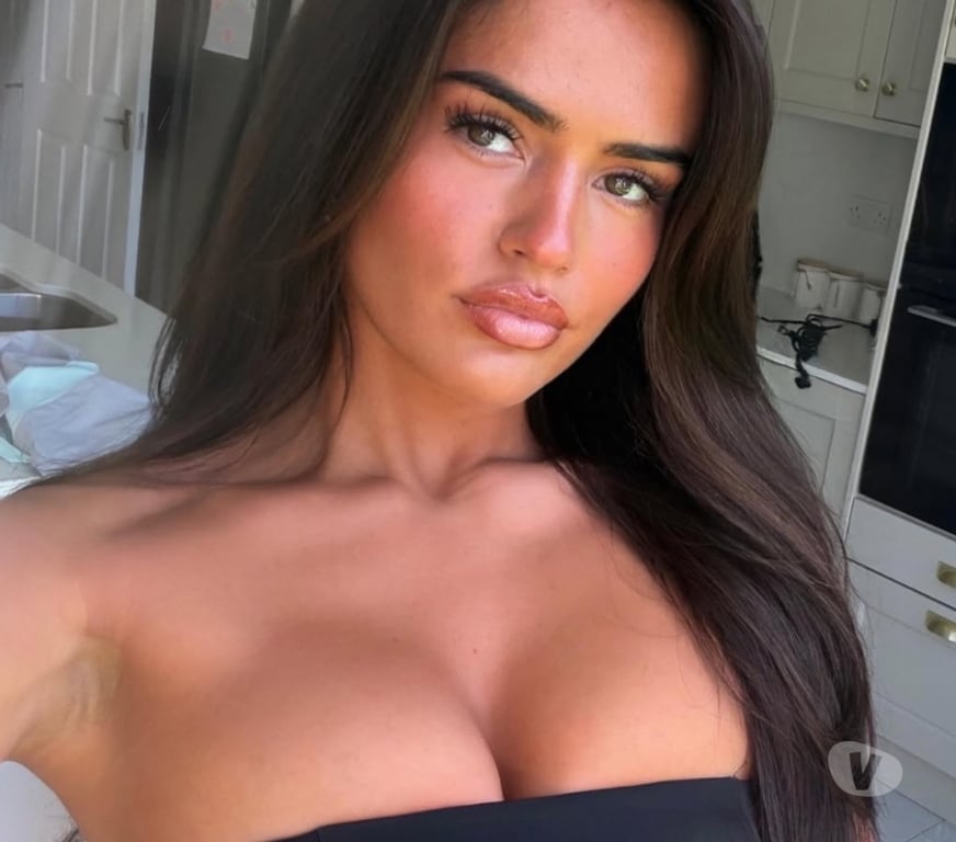 Escorts Dorset Bournemouth, Christchurch and Poole - Photos for Lisa✨New Busty Girl in Bournemouth *British*Party