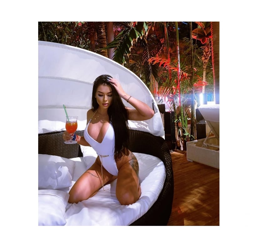 Escorts Lancashire Blackburn with Darwen - Photos for Deea New Outcall