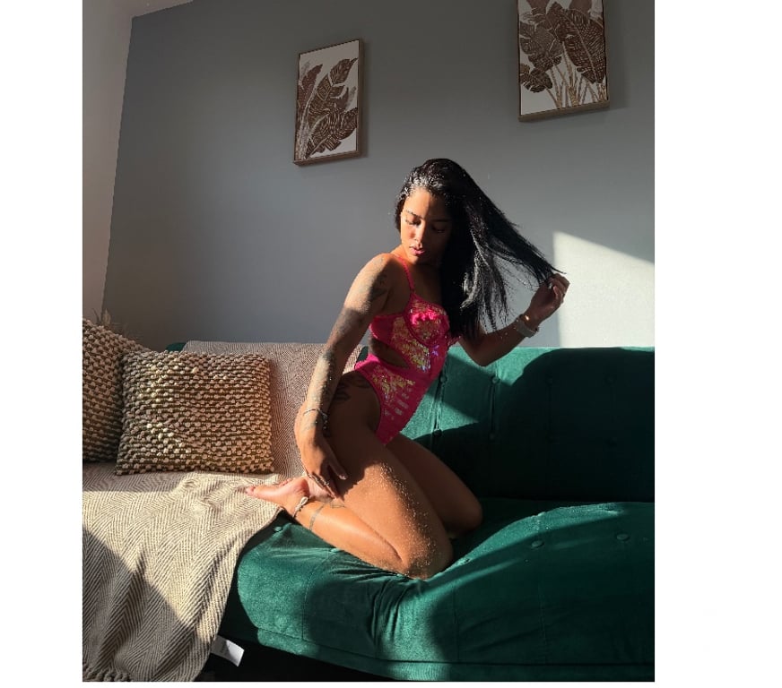 Escorts Nottinghamshire Nottingham - Photos for DWARF LARYSSAH💕🤤PICS REAIS, GOOD SERVICE🥵