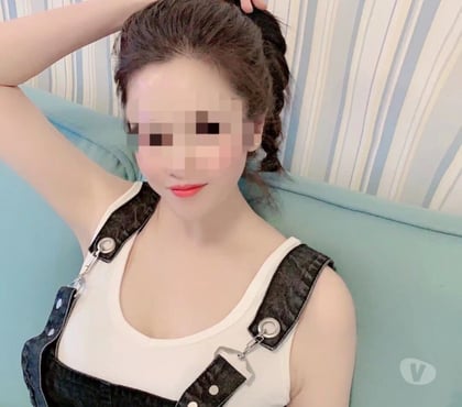  Escorts & Erotic Massage Wolverhampton City Centre Wolverhampton - Photos for 💋Sensual Massage 💋Girl taking a Bath