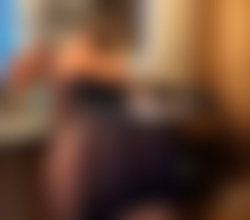 Escorts South Yorkshire Sheffield - Photos for Laura - Sweet and hot Brazilian
