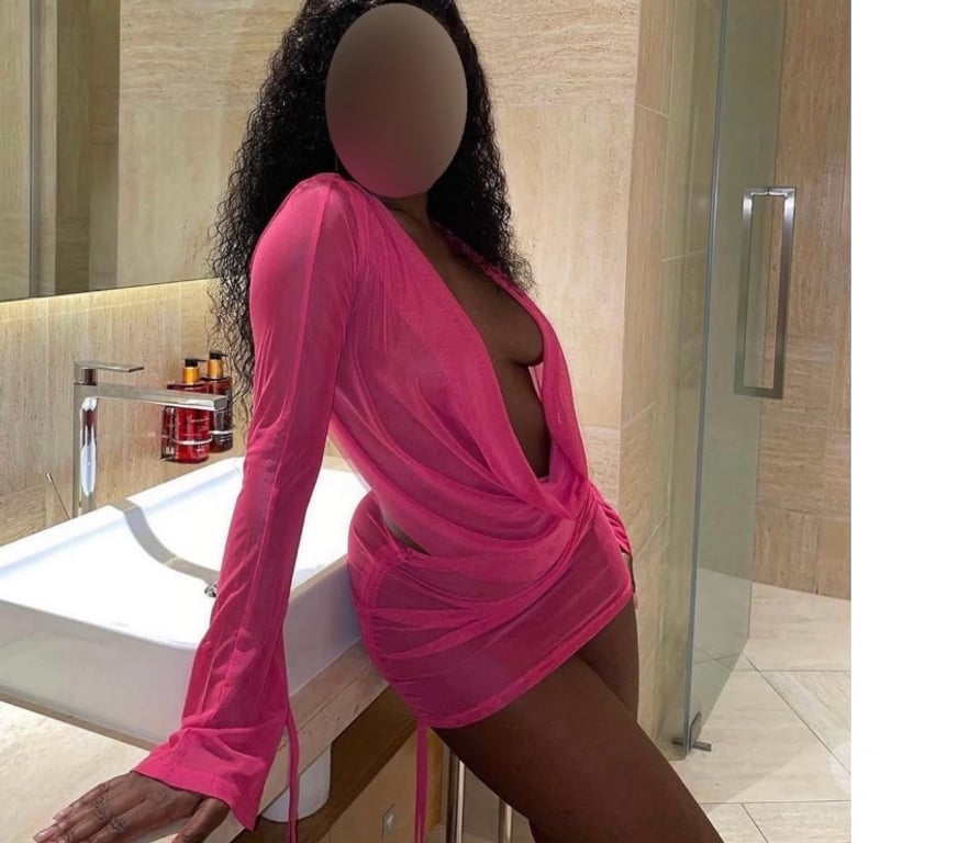 Escorts Essex Chelmsford - Photos for Sexy young ebony