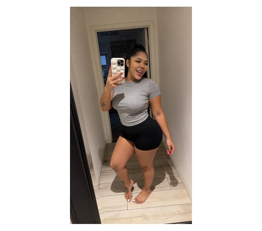 Escorts South East London Bromley - Photos for 🔥 CURVY BRUNETTE BOMBSHELL - BR1- BROMLEY 🔥