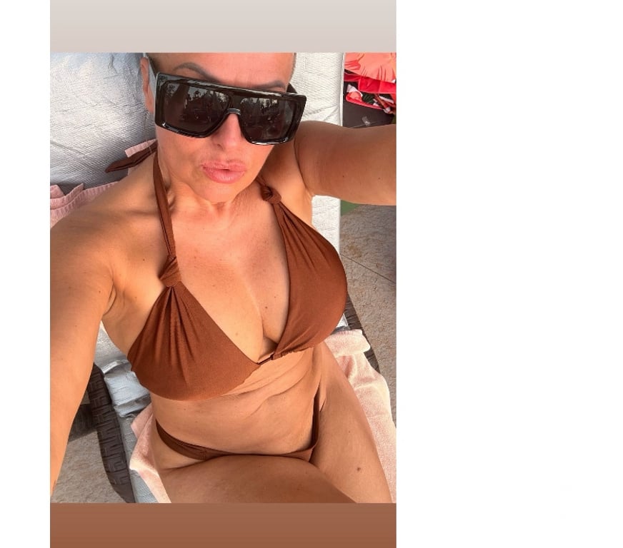 Escorts Slough Colnbrook - Sutton - Photos for Polish Pie Pandora Mature Well Experienced Slimmer figure