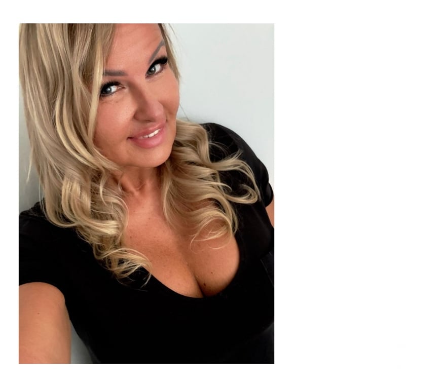 Escorts Slough Colnbrook - Sutton - Photos for Polish Pie Pandora Mature Well Experienced Slimmer figure