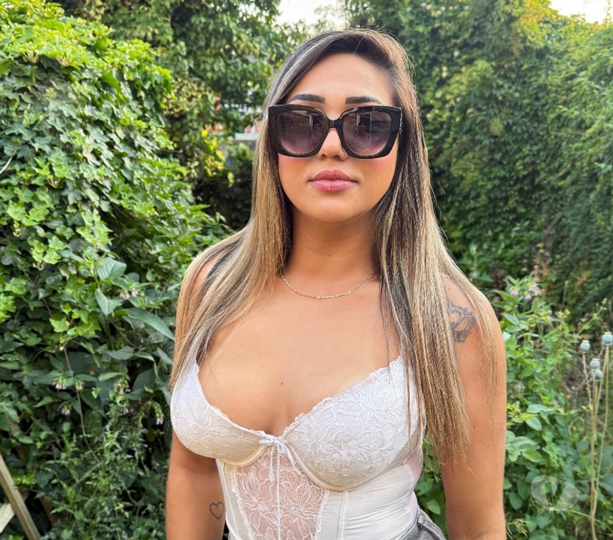 Escorts West Northamptonshire Northampton - West Northamptonshire - Photos for MIRELLY BARCELO🥳BRAZILIAN BLONE100% REAL PIC🤎📞