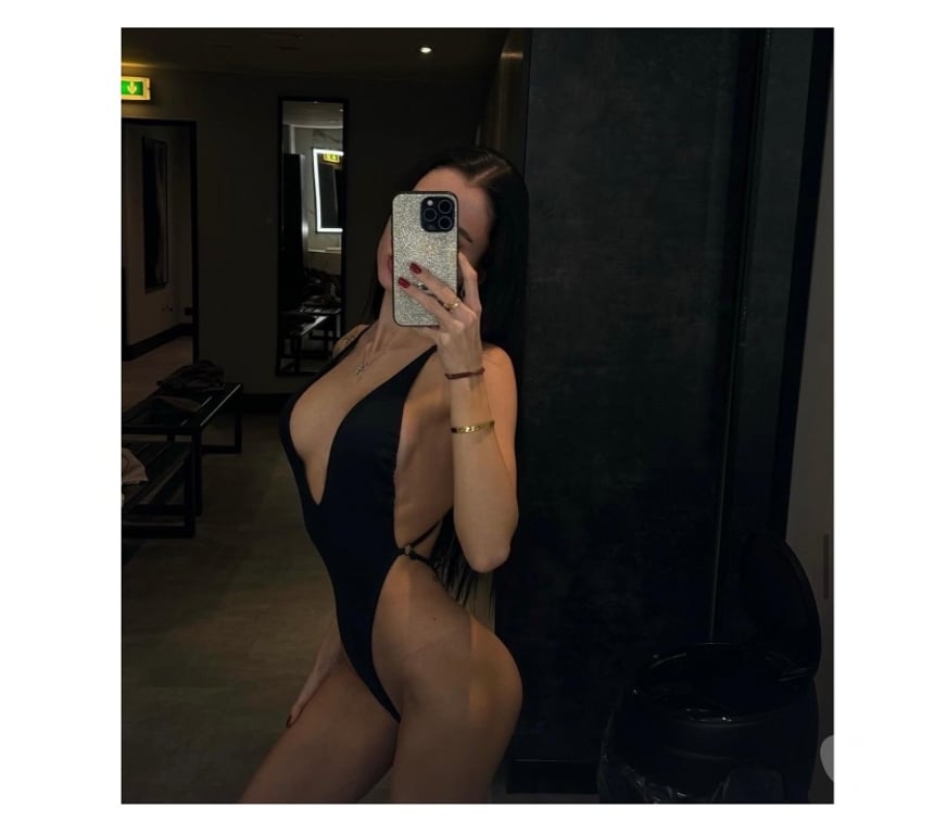 Escorts West London Notting Hill - West London - Photos for 🆕 Vick miss Hot 🔥 Outcall only