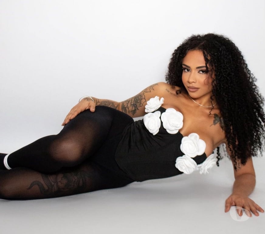 Escorts Surrey Guildford - Photos for I'm Emma, ​​a party girl.
