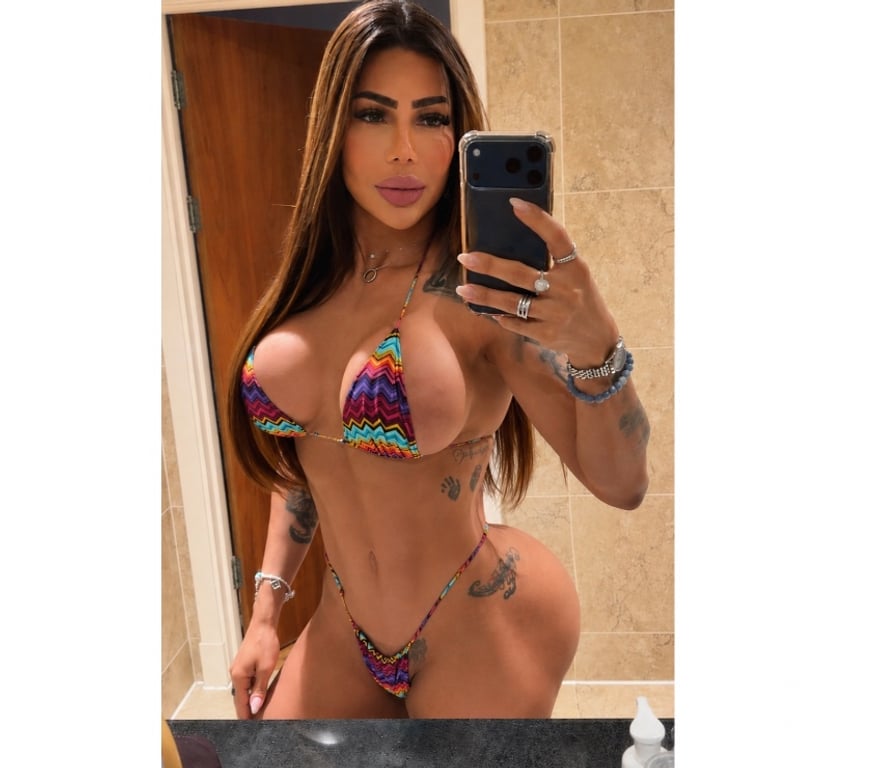 Escorts Norfolk Norwich - Photos for JULIA BODYBUILDING BIG ASS 🍑🇧🇷💪🏽