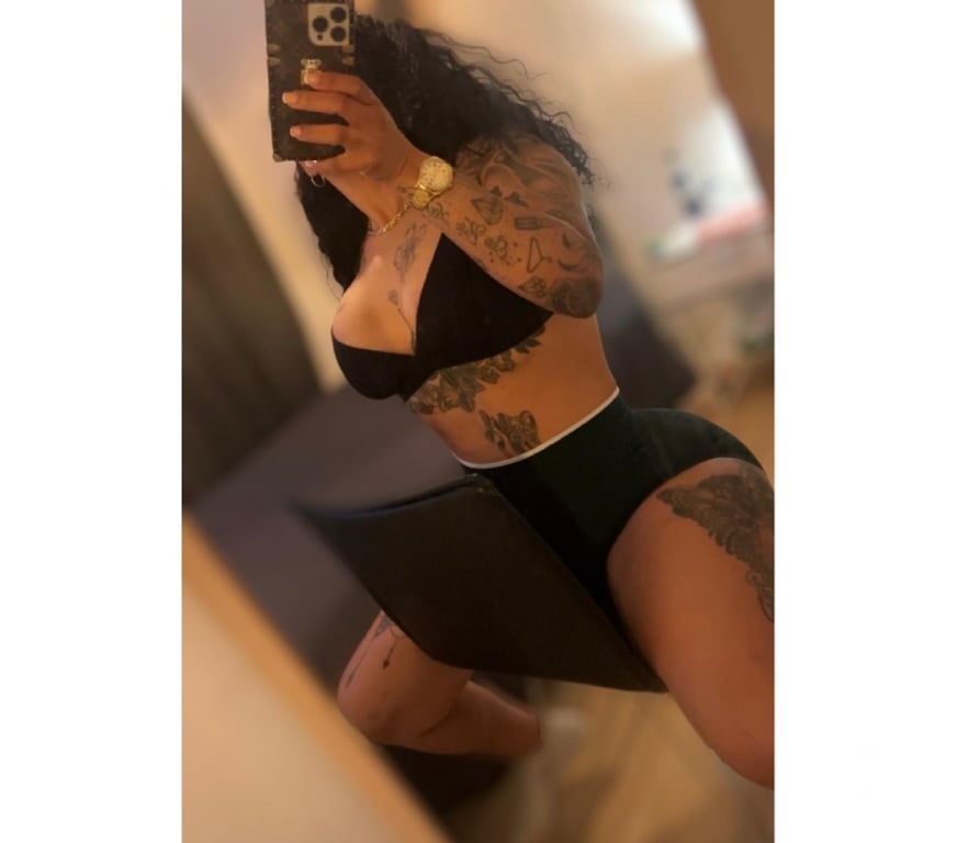 Escorts Essex Thurrock - Essex - Photos for Hi, I'm a party girl in your city.