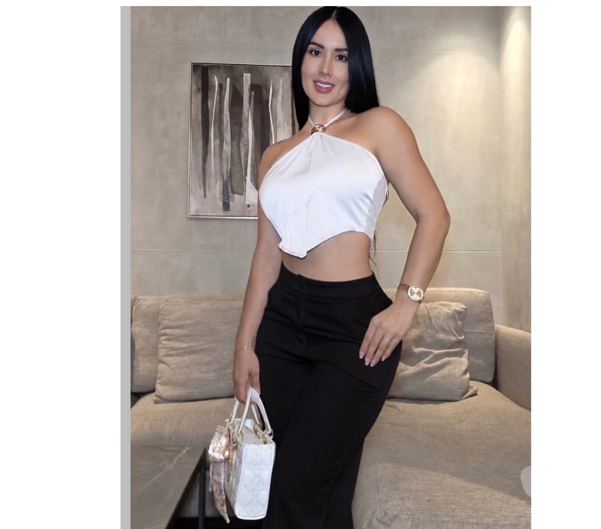 Escorts North West London Harrow - Photos for New Colombian woman in town. Active on WhatsApp.